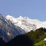 Haus Bergkranz شقة